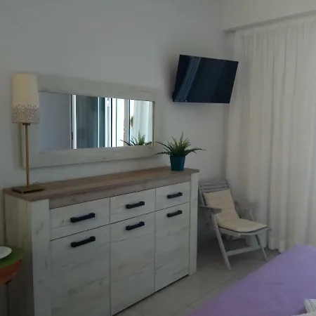 아파트 Iliana Sea View
